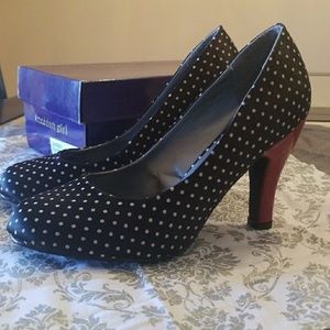 Madden Girl size 7.5 heels
